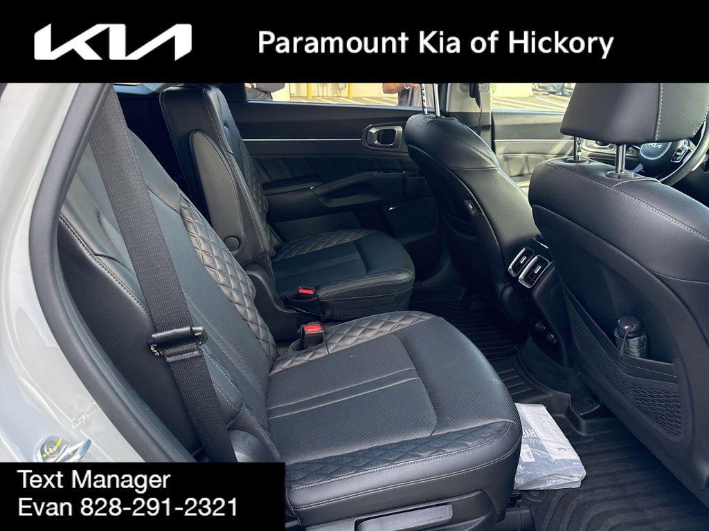 used 2022 Kia Sorento car, priced at $29,385