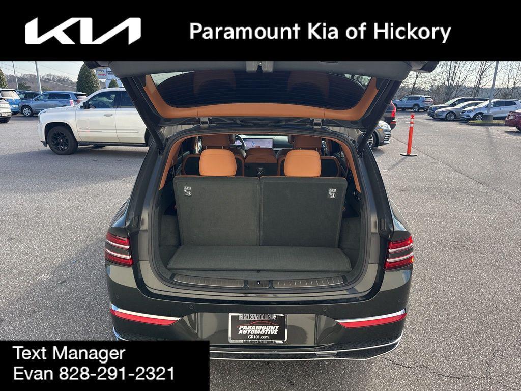 used 2025 Genesis GV80 car, priced at $61,885