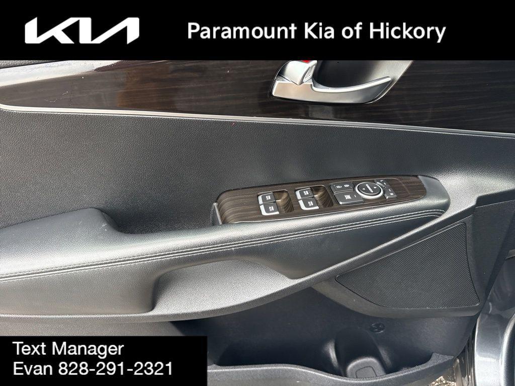 used 2020 Kia Sorento car, priced at $18,500