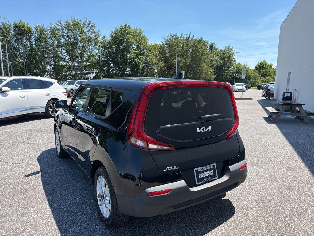 used 2022 Kia Soul car, priced at $20,899