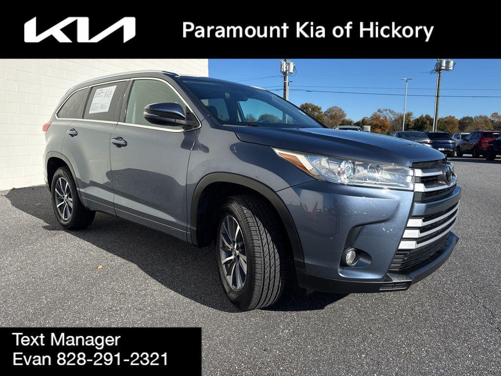 used 2018 Toyota Highlander car, priced at $20,885