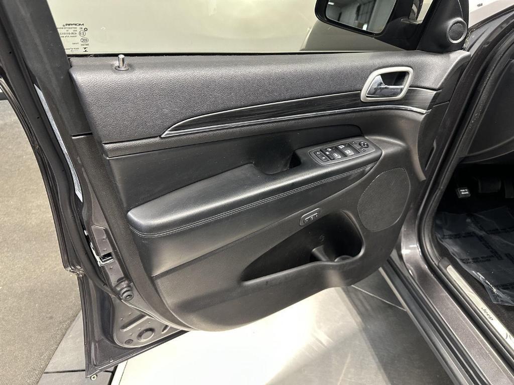 used 2019 Jeep Grand Cherokee car, priced at $17,885