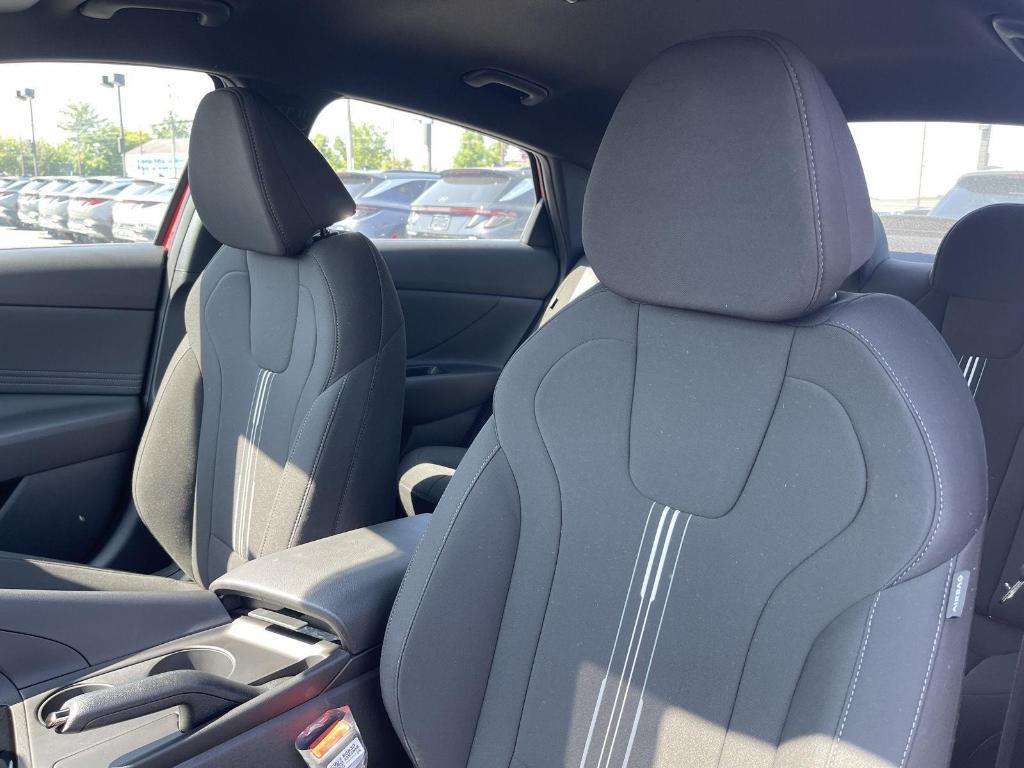 new 2025 Hyundai Elantra car, priced at $23,923