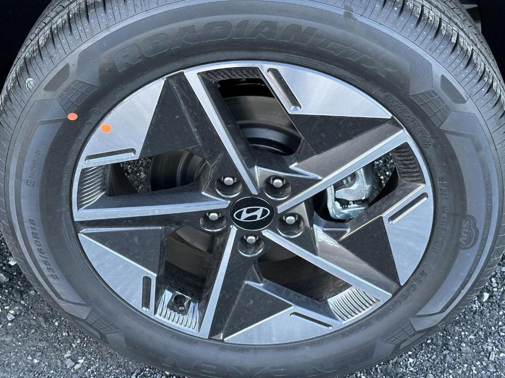 new 2026 Hyundai TUCSON Hybrid car, priced at $36,100