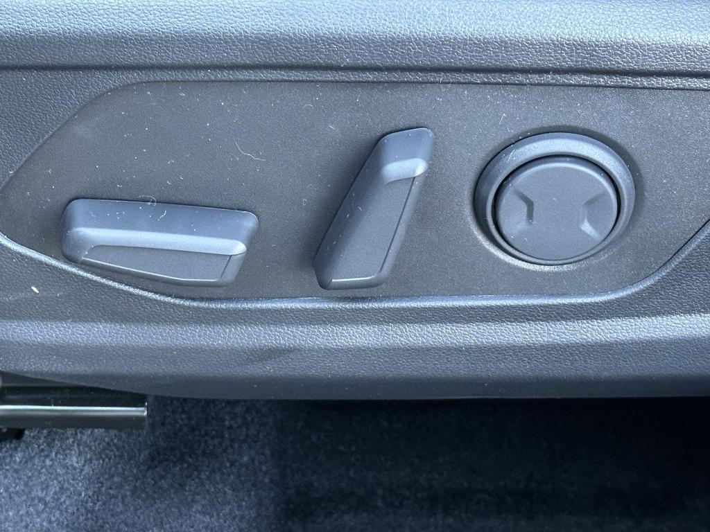 new 2026 Hyundai TUCSON Hybrid car, priced at $36,100