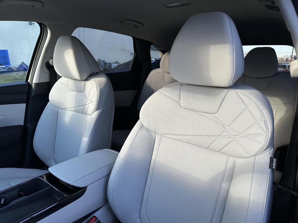 new 2026 Hyundai TUCSON Hybrid car, priced at $36,100