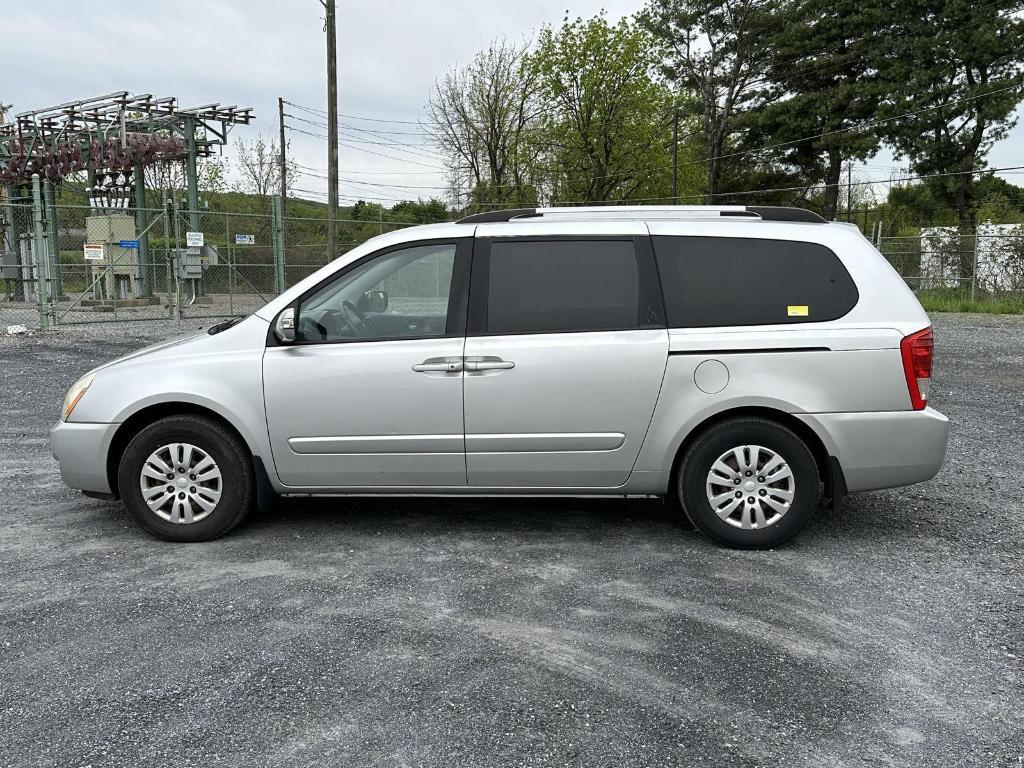 used 2014 Kia Sedona car, priced at $4,995