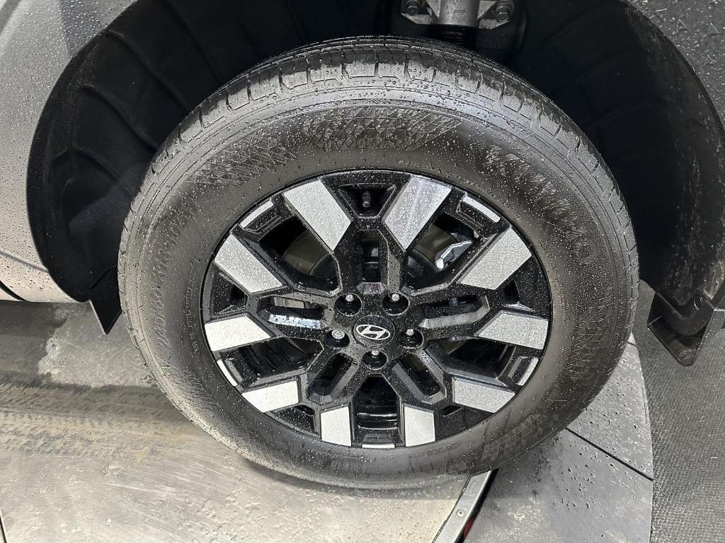 used 2025 Hyundai SANTA CRUZ car, priced at $28,995