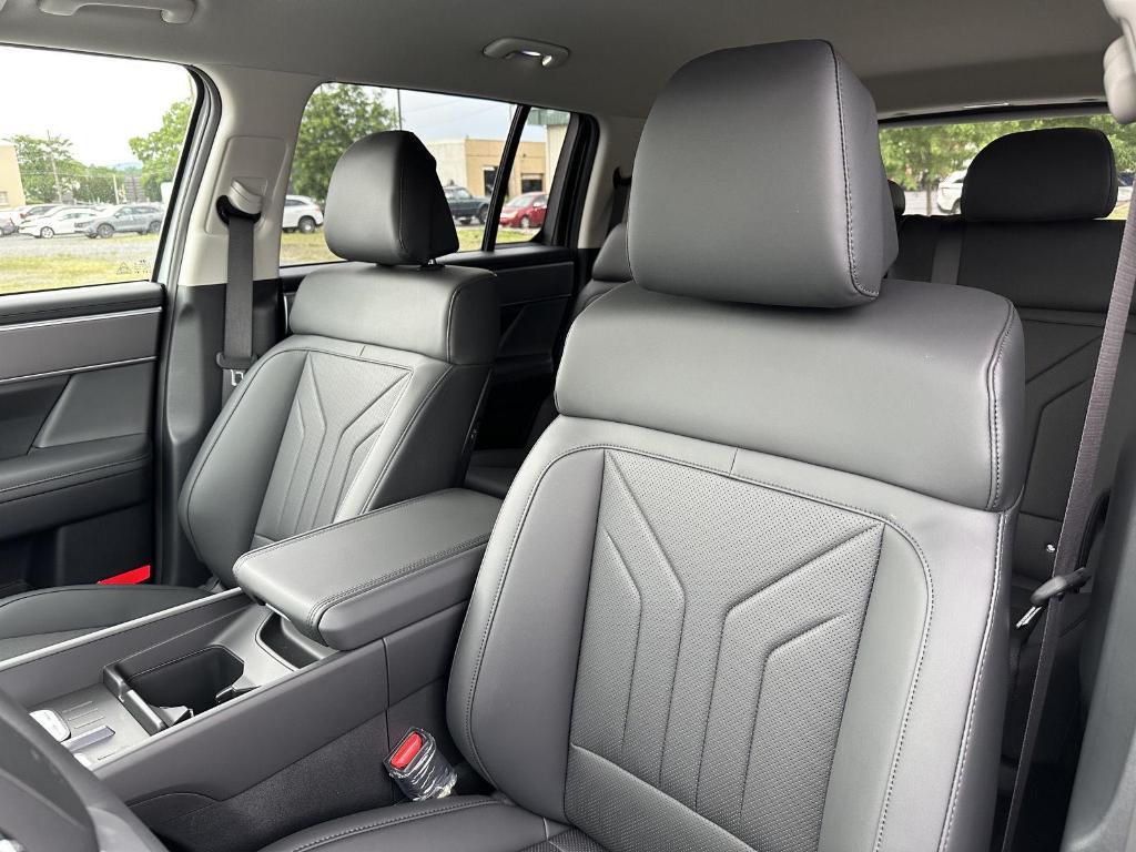 new 2026 Hyundai SANTA FE HEV car