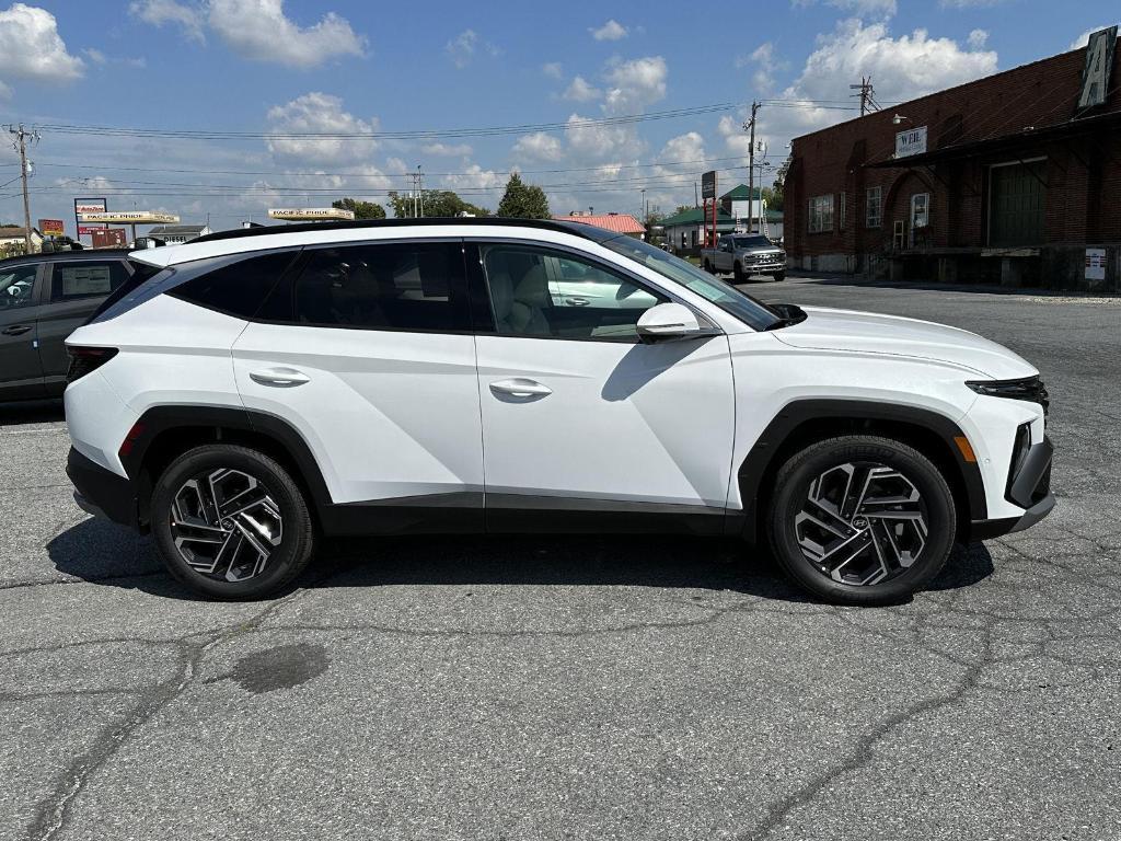 new 2026 Hyundai TUCSON Hybrid car, priced at $43,605