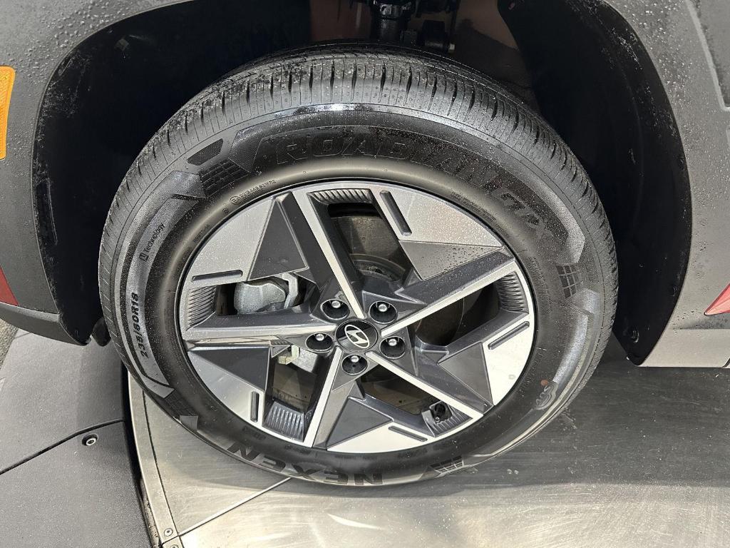 used 2025 Hyundai TUCSON Hybrid car, priced at $30,695