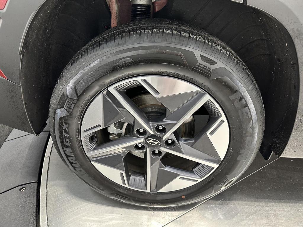 used 2025 Hyundai TUCSON Hybrid car, priced at $30,695