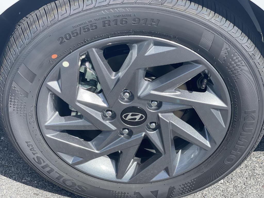 new 2026 Hyundai ELANTRA HEV car, priced at $26,360