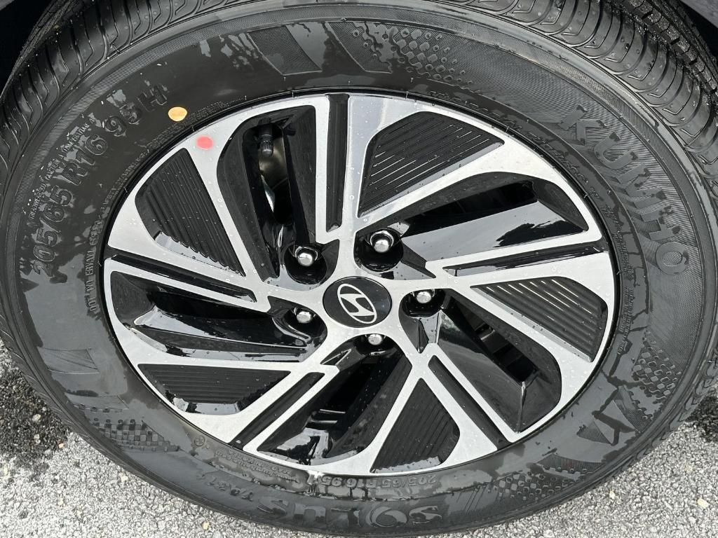 new 2026 Hyundai Sonata Hybrid car, priced at $29,405