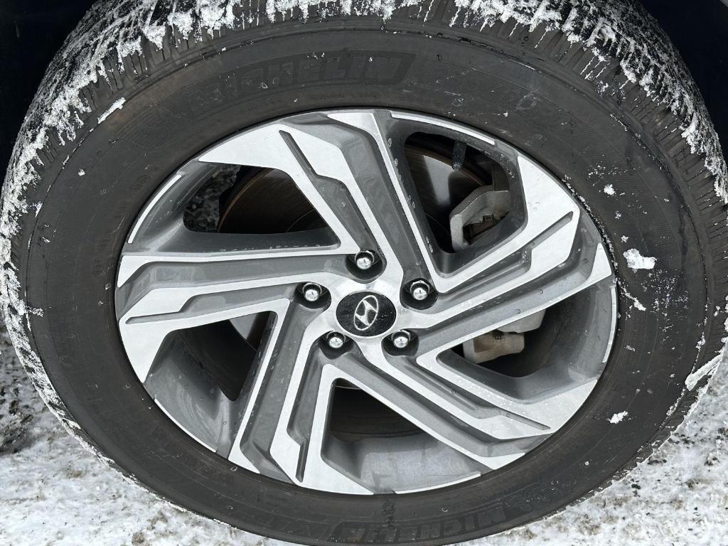 used 2021 Hyundai Santa Fe car, priced at $19,995