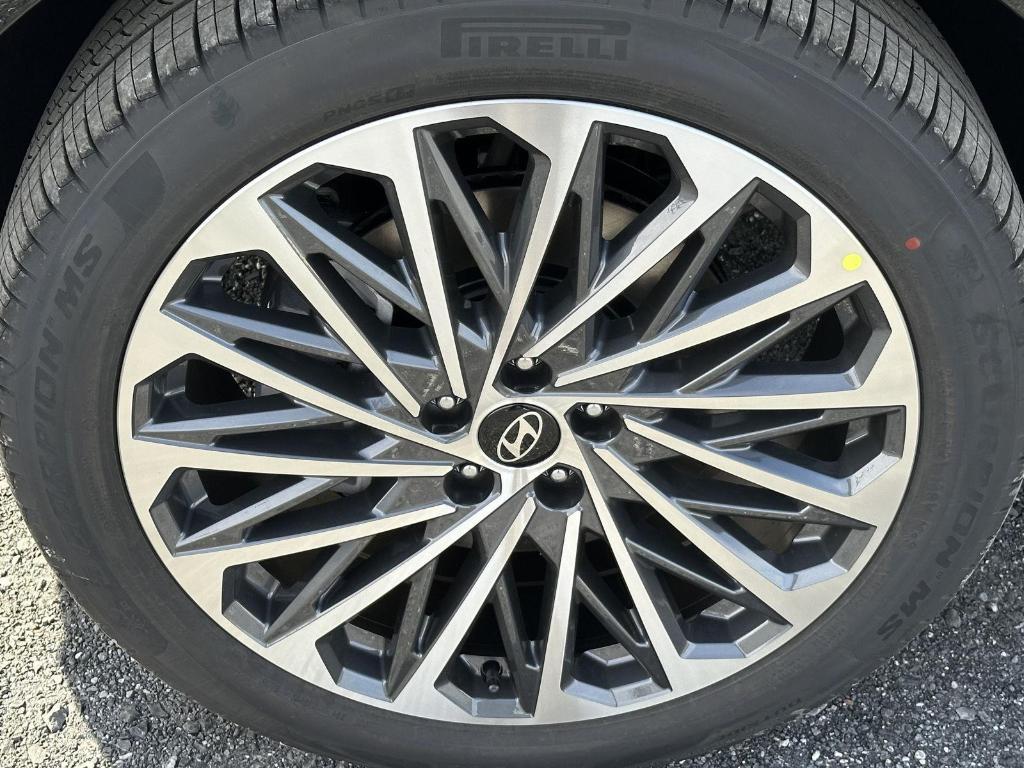 new 2026 Hyundai Palisade Hybrid car, priced at $60,035