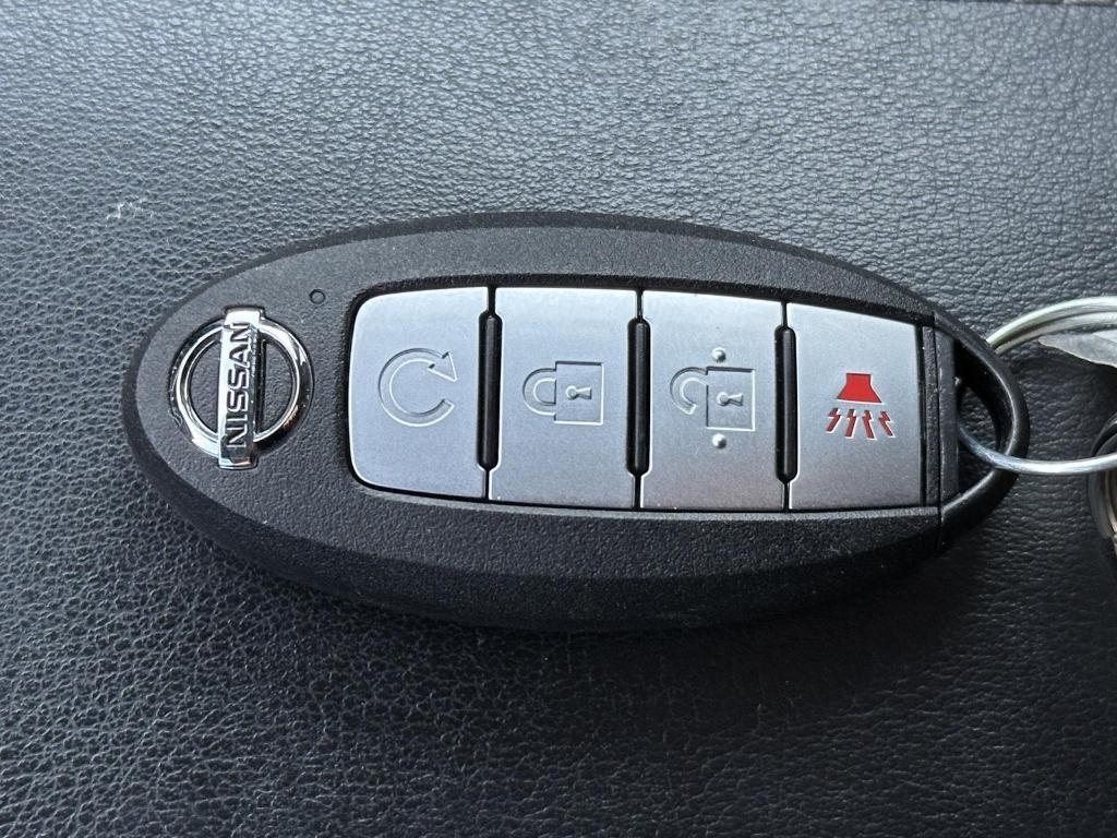 used 2021 Nissan Rogue car, priced at $18,995