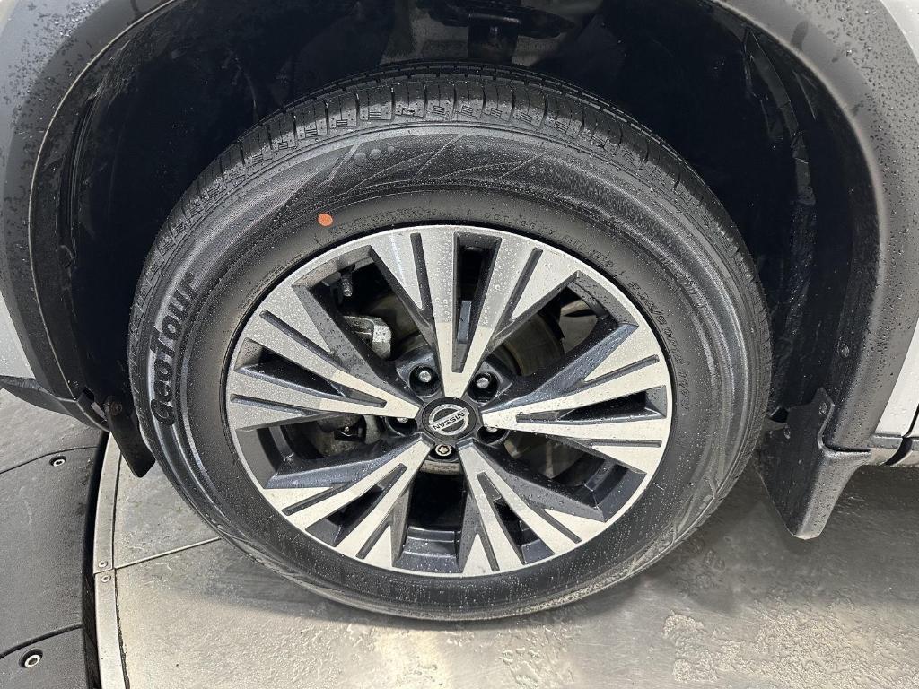 used 2021 Nissan Rogue car, priced at $17,495