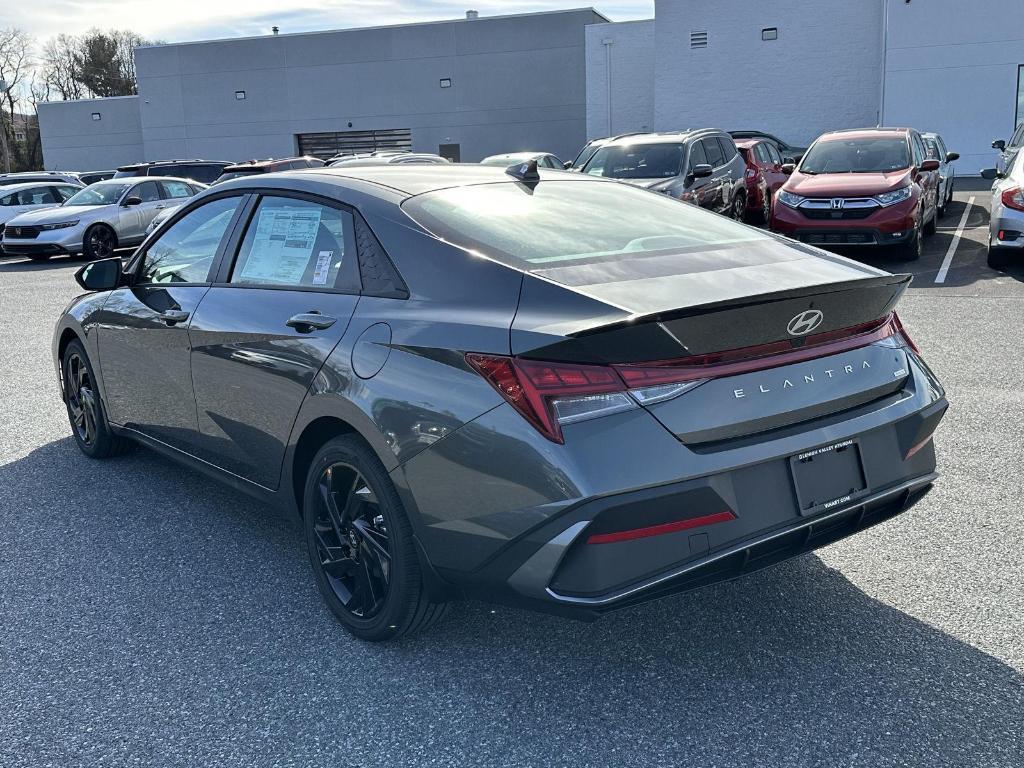new 2026 Hyundai ELANTRA HEV car, priced at $27,825