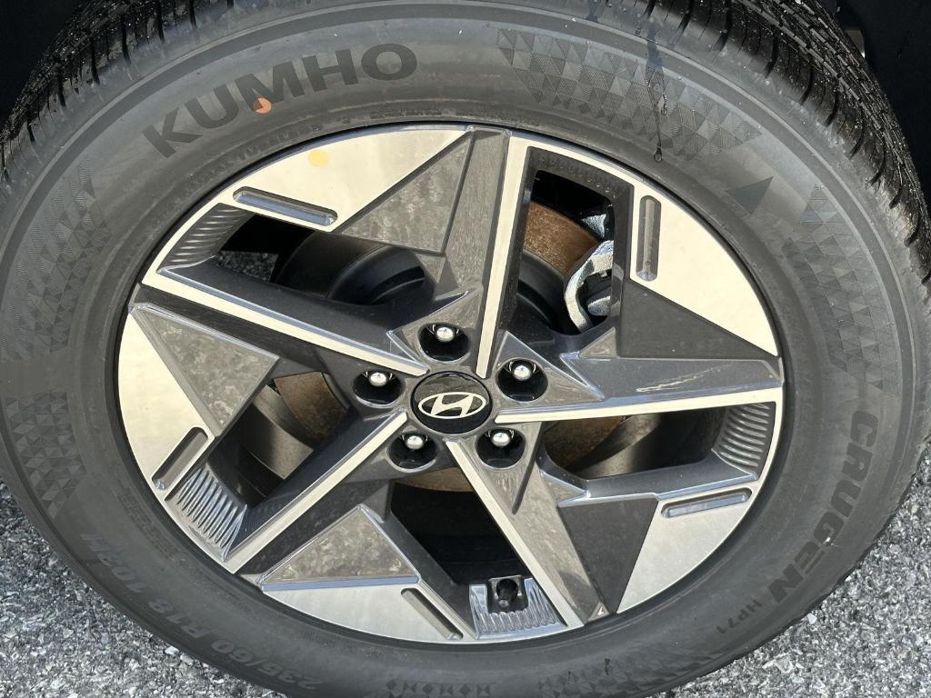 new 2026 Hyundai Tucson car, priced at $35,580