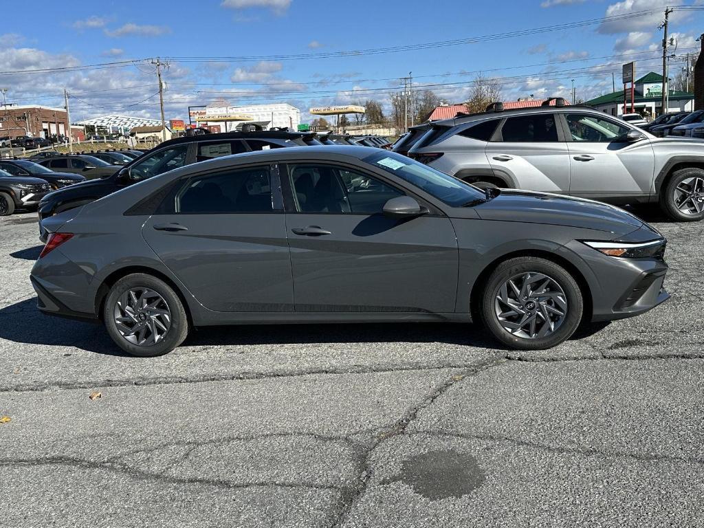 new 2026 Hyundai ELANTRA HEV car, priced at $25,860