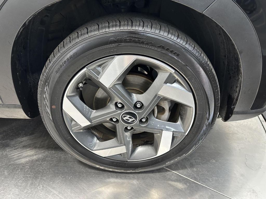 used 2024 Hyundai Venue car, priced at $18,995