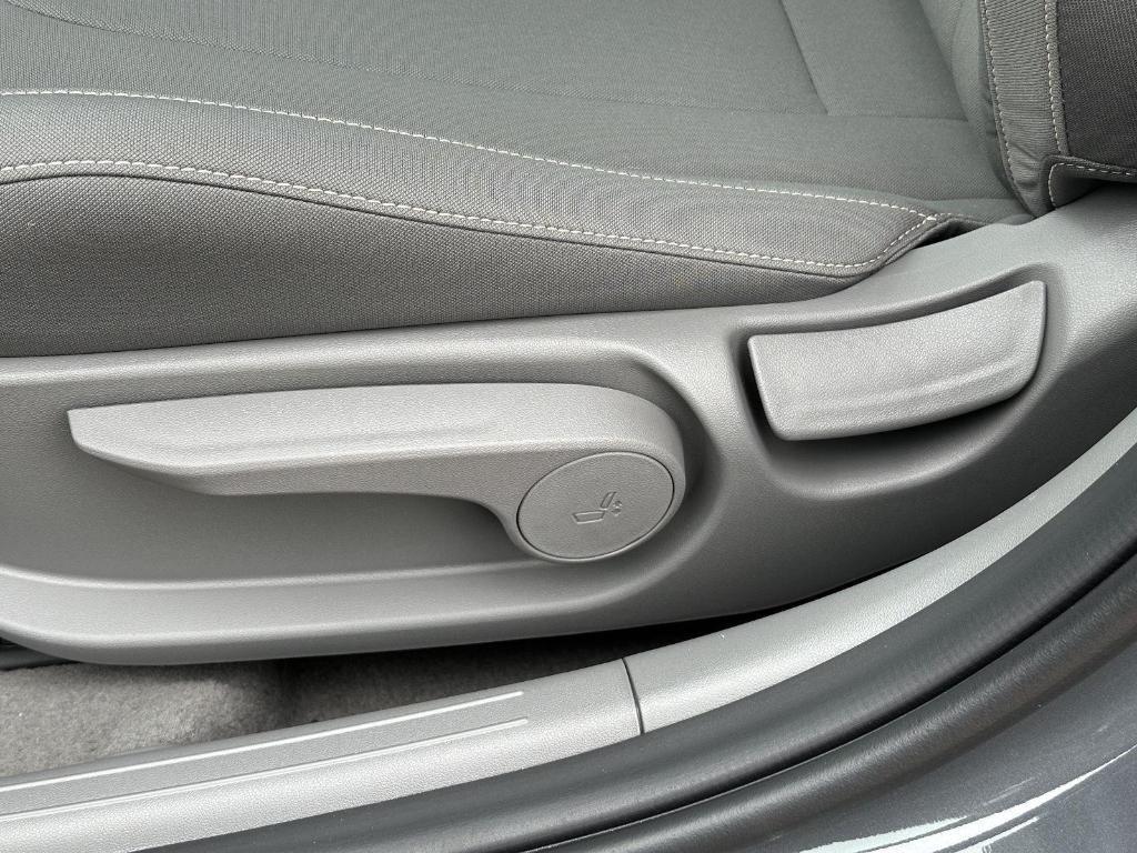 new 2026 Hyundai ELANTRA HEV car, priced at $27,825