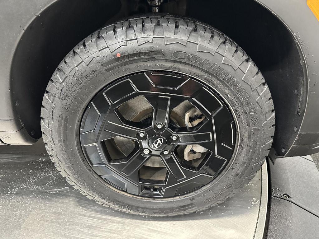 used 2024 Hyundai Santa Fe car, priced at $30,995