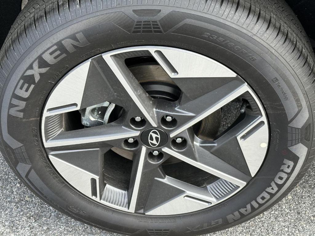 new 2026 Hyundai TUCSON Hybrid car, priced at $36,096