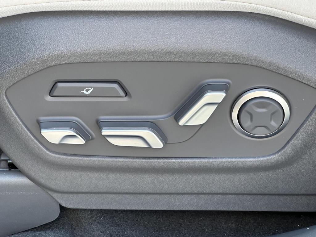 new 2026 Hyundai SANTA FE HEV car, priced at $49,699
