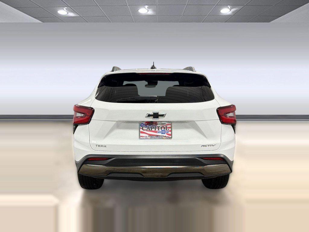 used 2025 Chevrolet Trax car, priced at $26,198