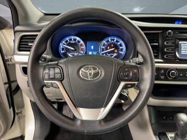 used 2015 Toyota Highlander car, priced at $8,999