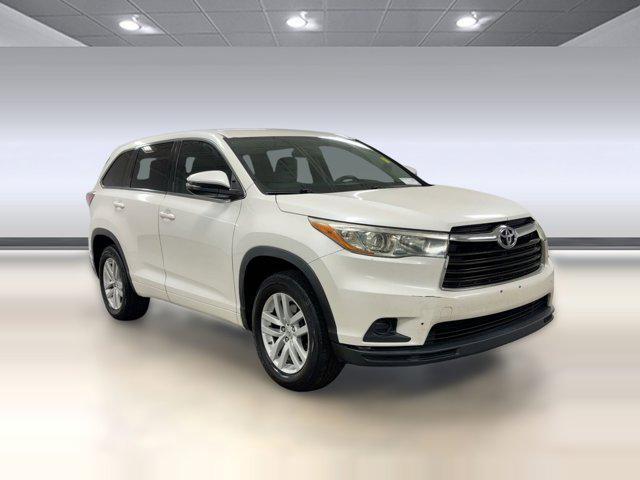 used 2015 Toyota Highlander car, priced at $8,999