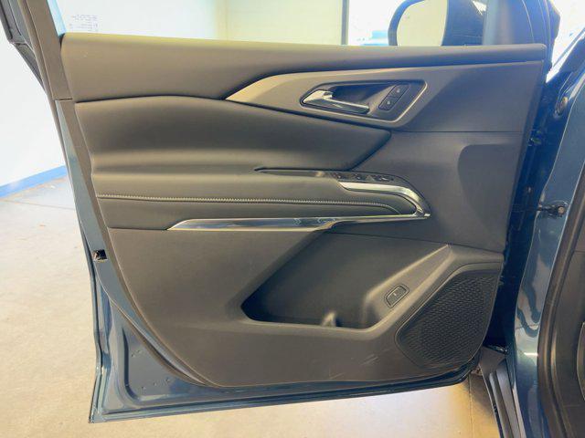 new 2026 Chevrolet Traverse car, priced at $44,341