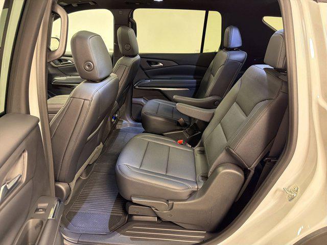 new 2026 Chevrolet Traverse car, priced at $43,843