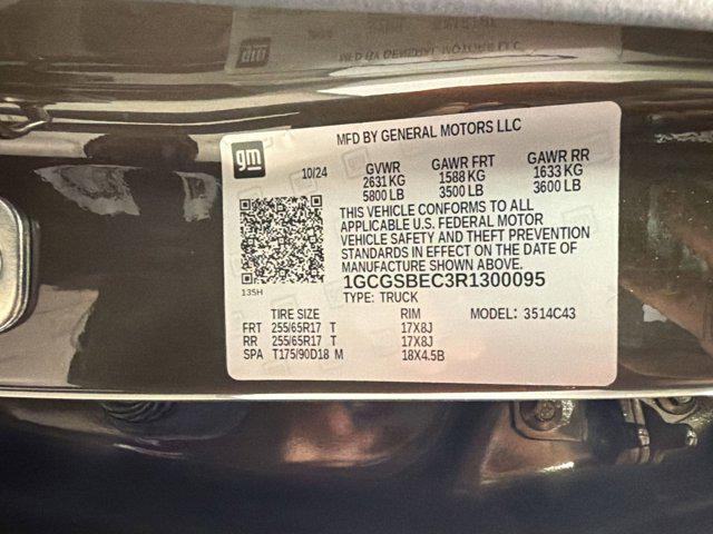 used 2024 Chevrolet Colorado car, priced at $26,999