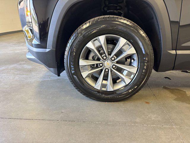 new 2026 Chevrolet Equinox car, priced at $27,443