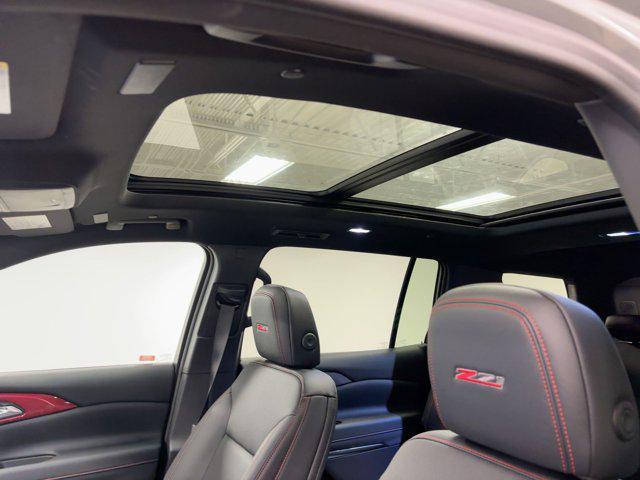 new 2026 Chevrolet Traverse car, priced at $50,621