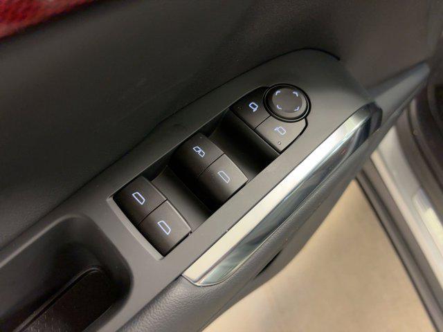 new 2026 Chevrolet Traverse car, priced at $50,621