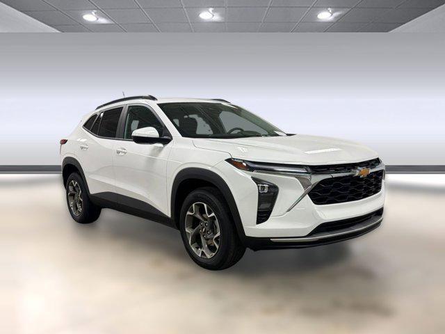 used 2025 Chevrolet Trax car, priced at $19,998