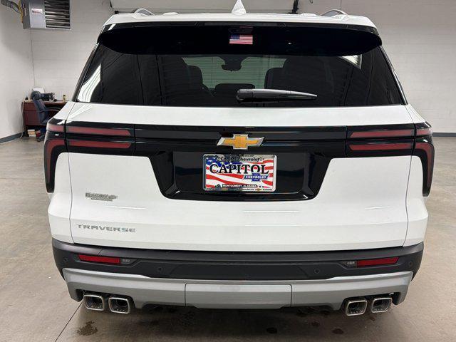 new 2026 Chevrolet Traverse car, priced at $43,843