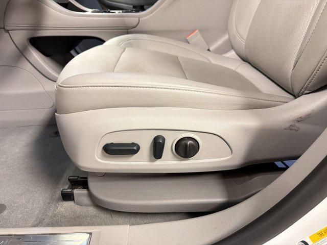 used 2023 GMC Acadia car, priced at $23,998