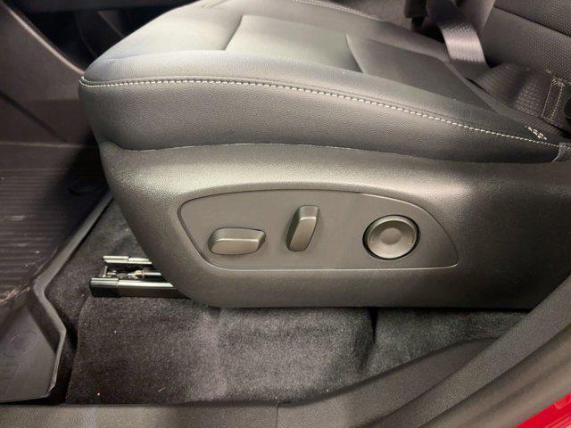 new 2026 Chevrolet Traverse car, priced at $46,631