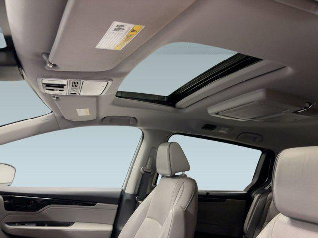 used 2023 Honda Odyssey car, priced at $27,998