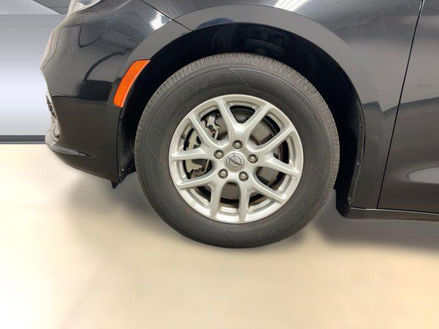 used 2023 Chrysler Pacifica car, priced at $21,999