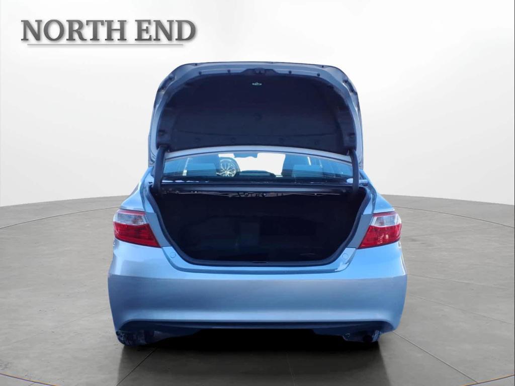 used 2016 Toyota Camry Hybrid car, priced at $13,987