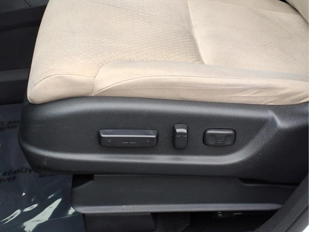 used 2015 Honda CR-V car, priced at $15,391