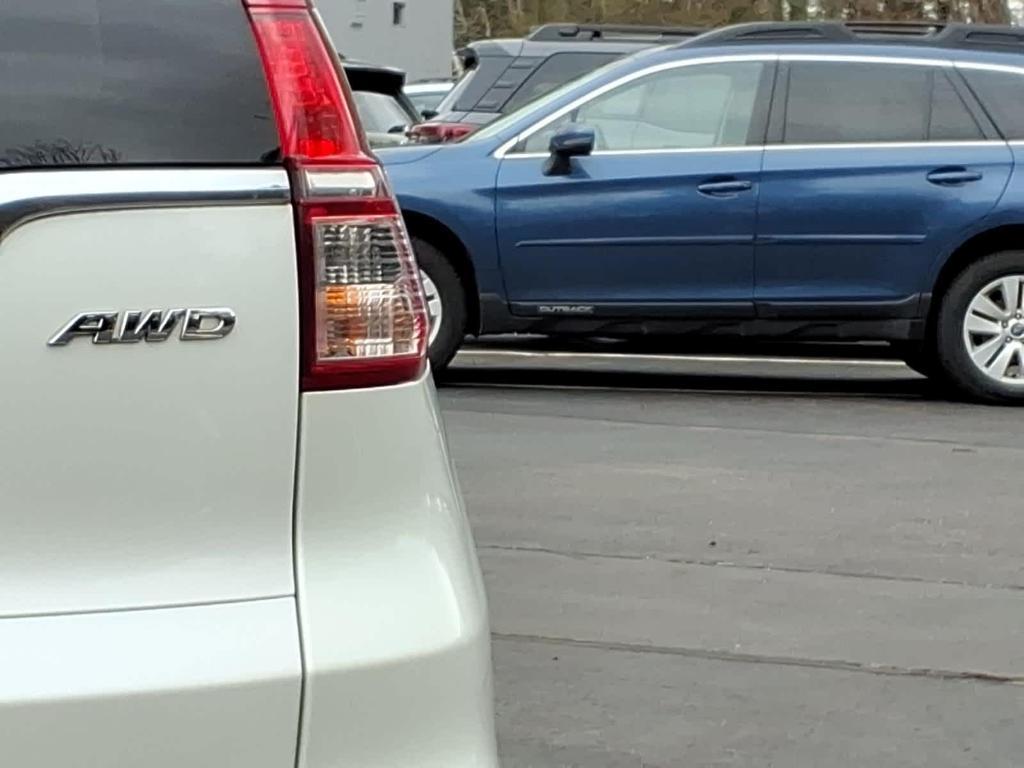 used 2015 Honda CR-V car, priced at $15,391