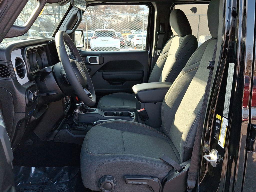 used 2025 Jeep Wrangler 4xe car, priced at $38,500