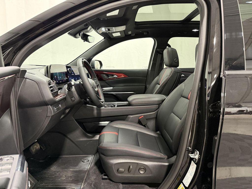 used 2026 Chevrolet Traverse car, priced at $55,700